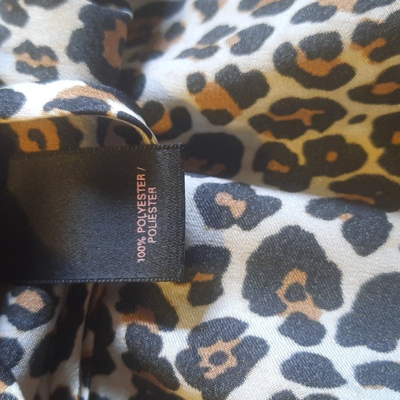 Victoria's Secret leopard print silky robe size small/medium - Picture 5 of 8